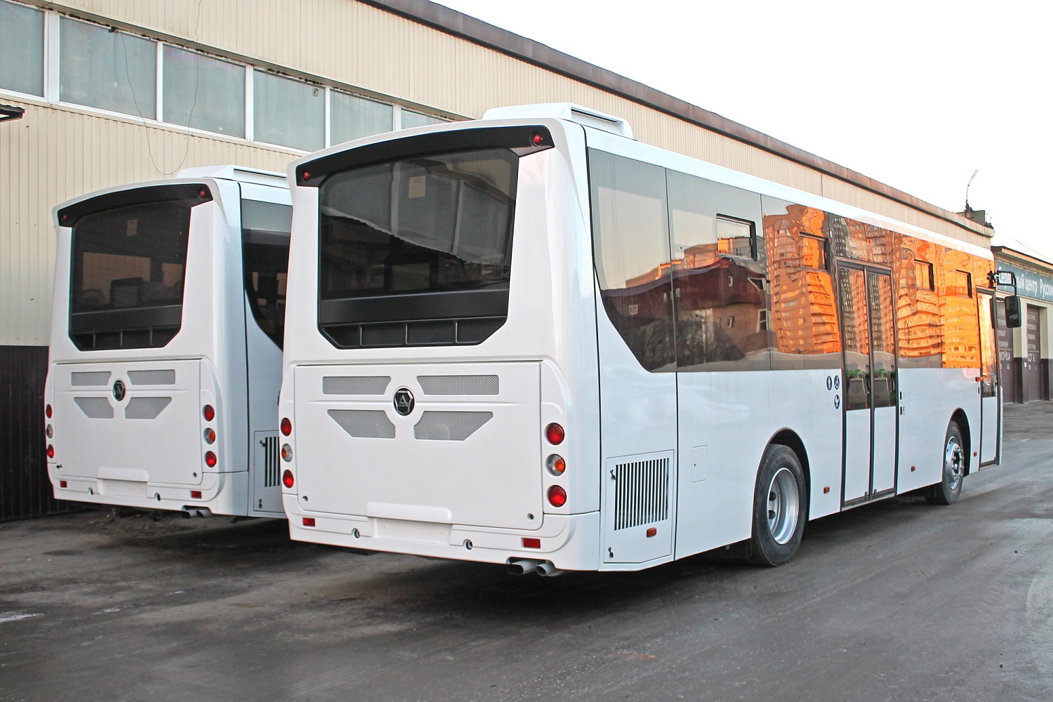 Автобус КАВЗ-4270-D2